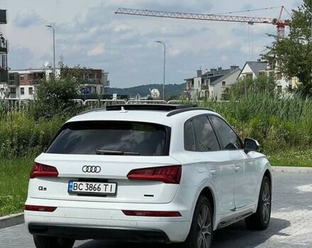 Білий Ауді Ку 5, об'ємом двигуна 1.98 л та пробігом 210 тис. км за 26250 $, фото 3 на Automoto.ua