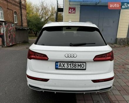 Белый Ауди Ку 5, объемом двигателя 1.98 л и пробегом 162 тыс. км за 26500 $, фото 6 на Automoto.ua