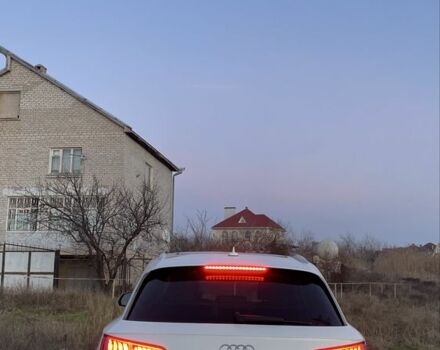 Белый Ауди Ку 5, объемом двигателя 2 л и пробегом 126 тыс. км за 28800 $, фото 2 на Automoto.ua