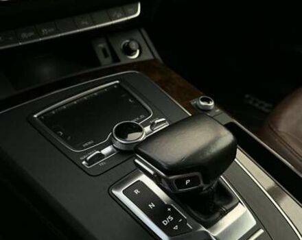 Белый Ауди Ку 5, объемом двигателя 1.98 л и пробегом 108 тыс. км за 26700 $, фото 7 на Automoto.ua