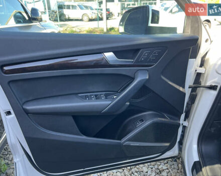 Ауди Ку 5 2018 в Стрые на Automoto.ua Белый Ауди Ку 5, объемом двигателя 2 л и пробегом 162 тыс. км за 16400 $, фото 14 на Automoto.ua