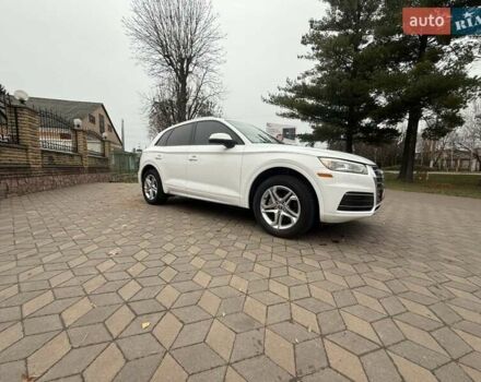 Білий Ауді Ку 5, об'ємом двигуна 2 л та пробігом 87 тис. км за 20998 $, фото 13 на Automoto.ua