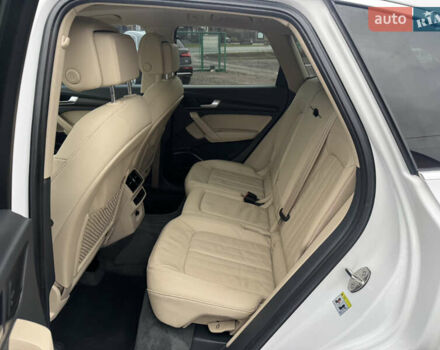 Белый Ауди Ку 5, объемом двигателя 2 л и пробегом 114 тыс. км за 23800 $, фото 39 на Automoto.ua