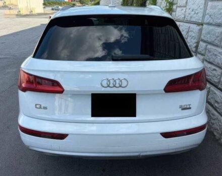 Белый Ауди Ку 5, объемом двигателя 2 л и пробегом 87 тыс. км за 14500 $, фото 5 на Automoto.ua