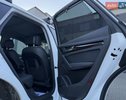 Білий Ауді Ку 5, об'ємом двигуна 2 л та пробігом 194 тис. км за 24500 $, фото 28 на Automoto.ua