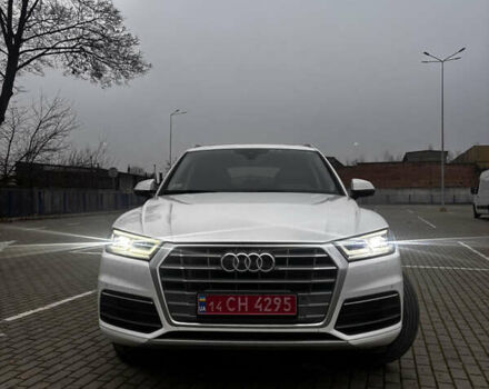 Белый Ауди Ку 5, объемом двигателя 2 л и пробегом 163 тыс. км за 23100 $, фото 2 на Automoto.ua