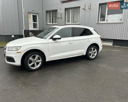 Белый Ауди Ку 5, объемом двигателя 1.98 л и пробегом 145 тыс. км за 23888 $, фото 1 на Automoto.ua