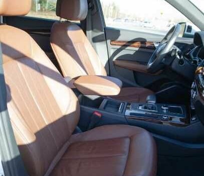 Белый Ауди Ку 5, объемом двигателя 2 л и пробегом 55 тыс. км за 15800 $, фото 8 на Automoto.ua