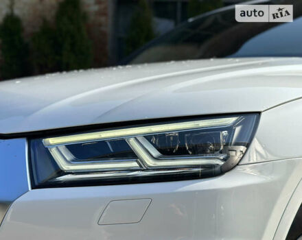 Белый Ауди Ку 5, объемом двигателя 2 л и пробегом 41 тыс. км за 24900 $, фото 2 на Automoto.ua