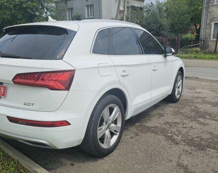 Белый Ауди Ку 5, объемом двигателя 2 л и пробегом 114 тыс. км за 26300 $, фото 4 на Automoto.ua