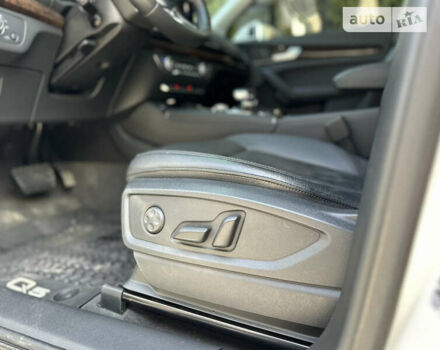 Белый Ауди Ку 5, объемом двигателя 2 л и пробегом 41 тыс. км за 24900 $, фото 30 на Automoto.ua