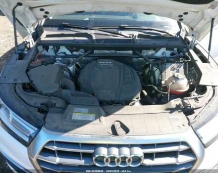 Білий Ауді Ку 5, об'ємом двигуна 2 л та пробігом 90 тис. км за 6900 $, фото 9 на Automoto.ua