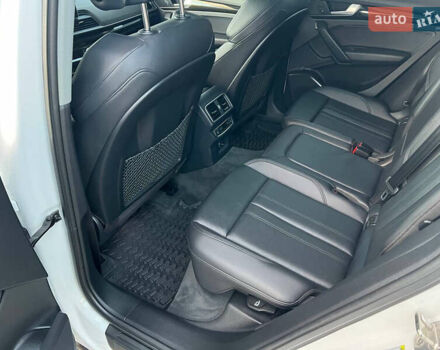 Білий Ауді Ку 5, об'ємом двигуна 1.98 л та пробігом 93 тис. км за 24500 $, фото 8 на Automoto.ua