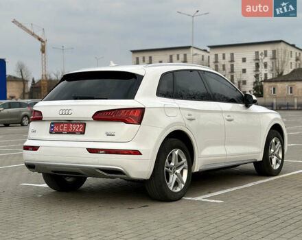 Белый Ауди Ку 5, объемом двигателя 2 л и пробегом 162 тыс. км за 20900 $, фото 10 на Automoto.ua