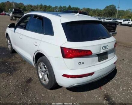 Білий Ауді Ку 5, об'ємом двигуна 2 л та пробігом 90 тис. км за 6900 $, фото 5 на Automoto.ua