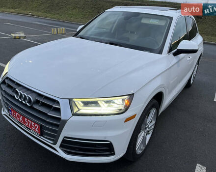 Білий Ауді Ку 5, об'ємом двигуна 1.98 л та пробігом 111 тис. км за 25600 $, фото 2 на Automoto.ua