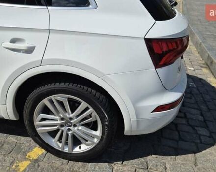 Белый Ауди Ку 5, объемом двигателя 1.98 л и пробегом 57 тыс. км за 30000 $, фото 36 на Automoto.ua