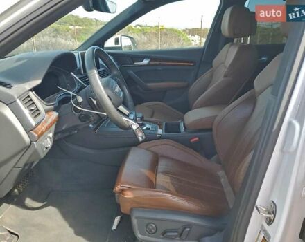 Белый Ауди Ку 5, объемом двигателя 1.98 л и пробегом 23 тыс. км за 10000 $, фото 6 на Automoto.ua