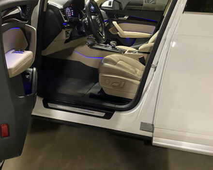 Белый Ауди Ку 5, объемом двигателя 1.98 л и пробегом 130 тыс. км за 26800 $, фото 12 на Automoto.ua