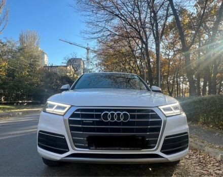 Белый Ауди Ку 5, объемом двигателя 2 л и пробегом 102 тыс. км за 26500 $, фото 4 на Automoto.ua