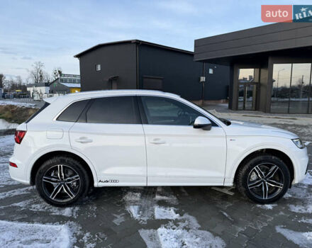 Білий Ауді Ку 5, об'ємом двигуна 1.98 л та пробігом 116 тис. км за 26500 $, фото 3 на Automoto.ua