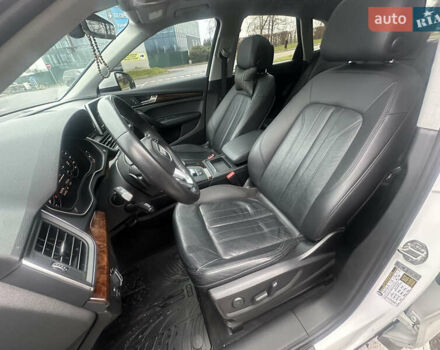 Белый Ауди Ку 5, объемом двигателя 1.99 л и пробегом 163 тыс. км за 22999 $, фото 25 на Automoto.ua