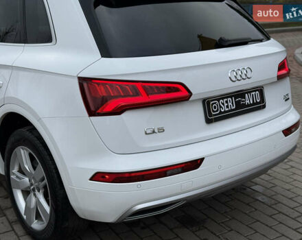 Белый Ауди Ку 5, объемом двигателя 1.98 л и пробегом 95 тыс. км за 29400 $, фото 11 на Automoto.ua