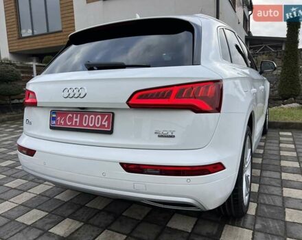 Белый Ауди Ку 5, объемом двигателя 2 л и пробегом 135 тыс. км за 26950 $, фото 69 на Automoto.ua