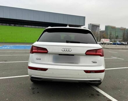 Белый Ауди Ку 5, объемом двигателя 2 л и пробегом 107 тыс. км за 26900 $, фото 2 на Automoto.ua