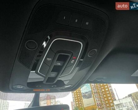 Белый Ауди Ку 5, объемом двигателя 2 л и пробегом 209 тыс. км за 25990 $, фото 26 на Automoto.ua