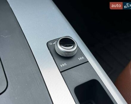 Белый Ауди Ку 5, объемом двигателя 2 л и пробегом 209 тыс. км за 25990 $, фото 27 на Automoto.ua