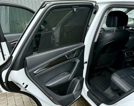 Білий Ауді Ку 5, об'ємом двигуна 1.98 л та пробігом 229 тис. км за 22400 $, фото 60 на Automoto.ua