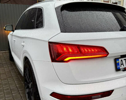 Білий Ауді Ку 5, об'ємом двигуна 1.98 л та пробігом 229 тис. км за 22400 $, фото 27 на Automoto.ua