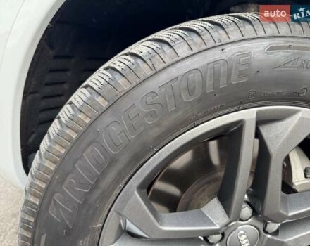 Белый Ауди Ку 5, объемом двигателя 1.98 л и пробегом 102 тыс. км за 27000 $, фото 27 на Automoto.ua