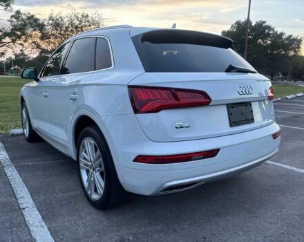 Білий Ауді Ку 5, об'ємом двигуна 2 л та пробігом 44 тис. км за 14000 $, фото 6 на Automoto.ua