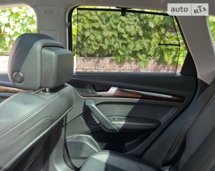 Білий Ауді Ку 5, об'ємом двигуна 1.98 л та пробігом 175 тис. км за 26000 $, фото 18 на Automoto.ua