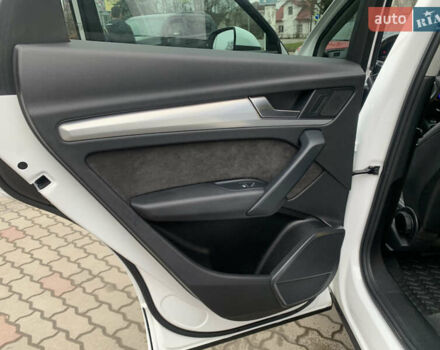 Белый Ауди Ку 5, объемом двигателя 2 л и пробегом 188 тыс. км за 31700 $, фото 49 на Automoto.ua