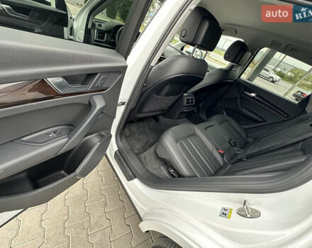 Ауди Ку 5 2019 в Тернополе на Automoto.ua Белый Ауди Ку 5, объемом двигателя 2 л и пробегом 64 тыс. км за 24700 $, фото 9 на Automoto.ua