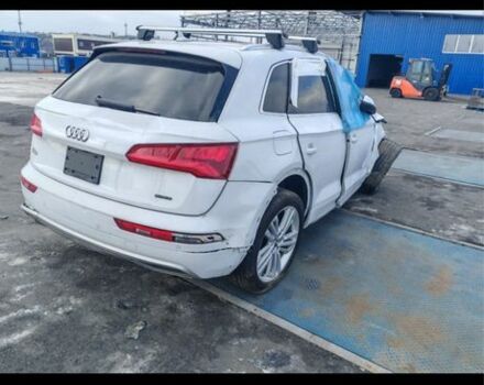 Белый Ауди Ку 5, объемом двигателя 2 л и пробегом 68 тыс. км за 6500 $, фото 2 на Automoto.ua