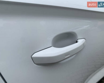 Белый Ауди Ку 5, объемом двигателя 2 л и пробегом 188 тыс. км за 31700 $, фото 54 на Automoto.ua