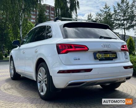 Белый Ауди Ку 5, объемом двигателя 2 л и пробегом 160 тыс. км за 28600 $, фото 4 на Automoto.ua