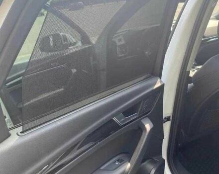 Белый Ауди Ку 5, объемом двигателя 2 л и пробегом 73 тыс. км за 19500 $, фото 5 на Automoto.ua