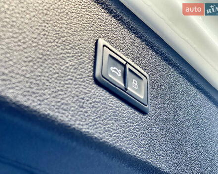 Білий Ауді Ку 5, об'ємом двигуна 1.98 л та пробігом 148 тис. км за 16400 $, фото 39 на Automoto.ua