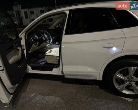 Белый Ауди Ку 5, объемом двигателя 1.98 л и пробегом 118 тыс. км за 25500 $, фото 24 на Automoto.ua