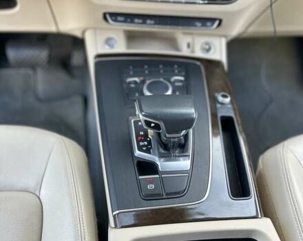 Белый Ауди Ку 5, объемом двигателя 1.98 л и пробегом 110 тыс. км за 25300 $, фото 30 на Automoto.ua