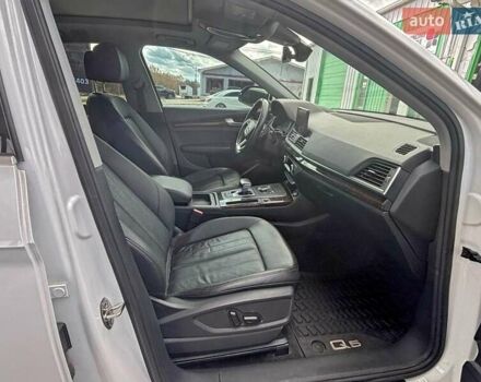 Білий Ауді Ку 5, об'ємом двигуна 1.98 л та пробігом 111 тис. км за 9500 $, фото 4 на Automoto.ua