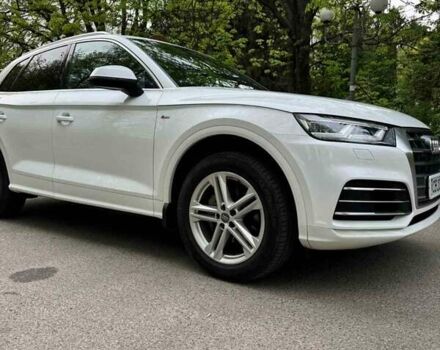 Белый Ауди Ку 5, объемом двигателя 1.97 л и пробегом 175 тыс. км за 34500 $, фото 4 на Automoto.ua