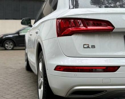 Белый Ауди Ку 5, объемом двигателя 1.98 л и пробегом 88 тыс. км за 26900 $, фото 7 на Automoto.ua