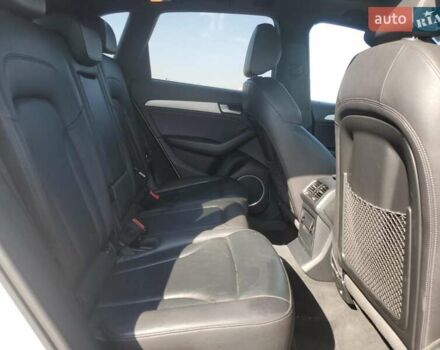 Белый Ауди Ку 5, объемом двигателя 2 л и пробегом 177 тыс. км за 3300 $, фото 10 на Automoto.ua