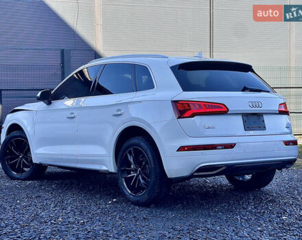 Білий Ауді Ку 5, об'ємом двигуна 1.98 л та пробігом 148 тис. км за 16400 $, фото 17 на Automoto.ua